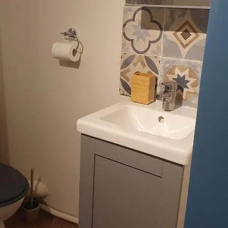 アパート And Pour 2 A 3 Personnes *