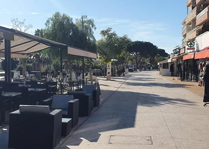 And Pour 2 A 3 Personnes * Bandol